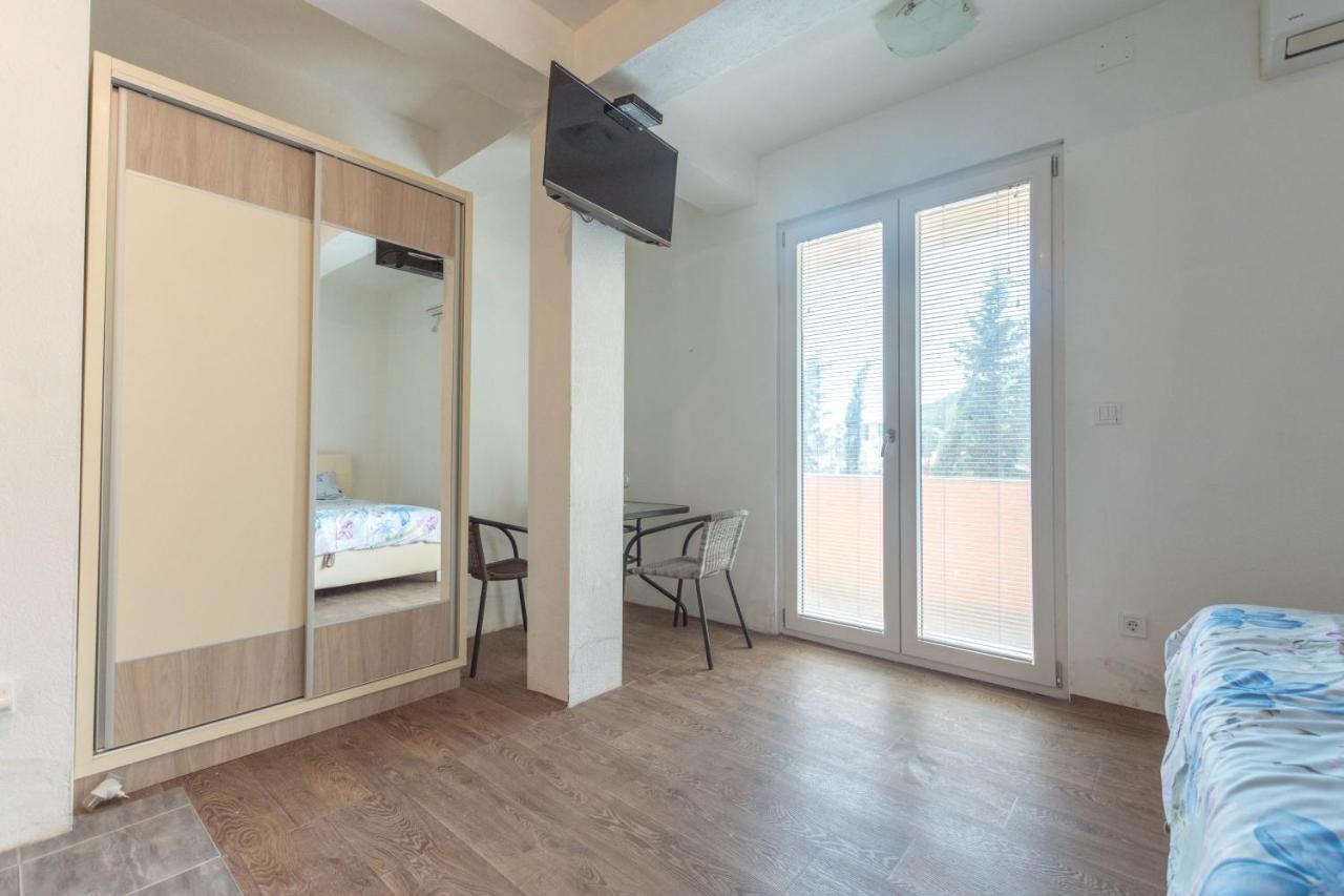 Apartments Elena Budva Exterior photo
